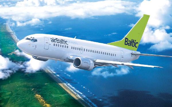 Sarhoş pilot ve mürettebat uçuşu iptal ettirdi