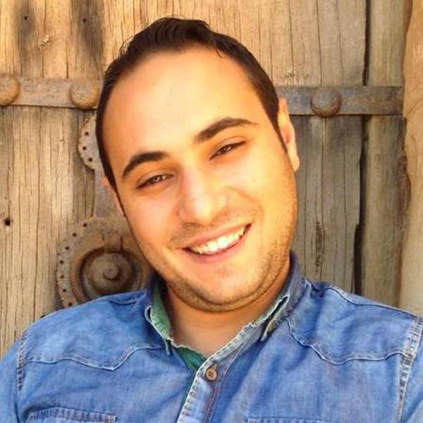 Özay öğretmen, tatilden Midyat'a döndüğünde polis eşinin şehit olduğu haberini aldı