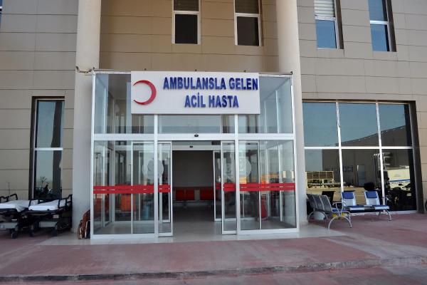 MHP'li vekillerden Ayvalık'ta hastane tepkisi
