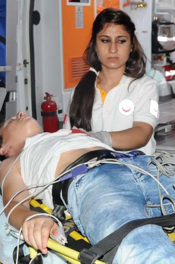 Suriyeli çocuk kavgada kalbinden bıçaklandı