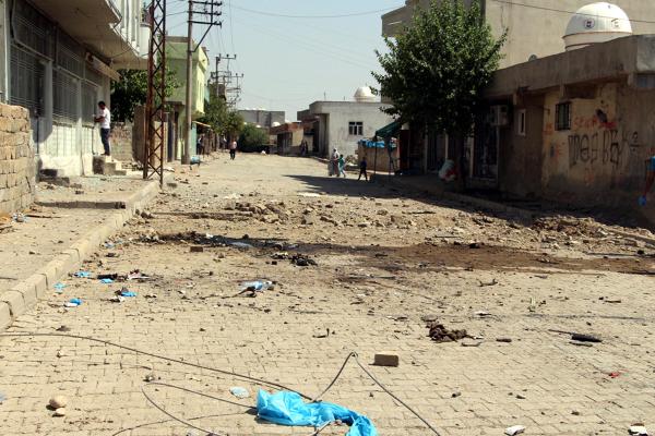 Silopi'de polis aracına mayınlı tuzak: 4 polis şehit (4)
