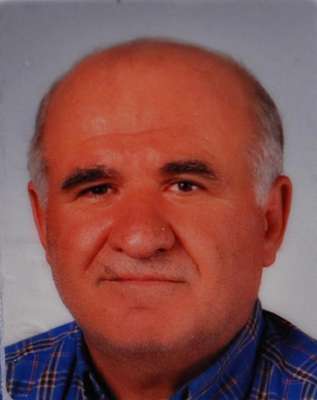 Apartman merdivenlerinde düşüp öldü
