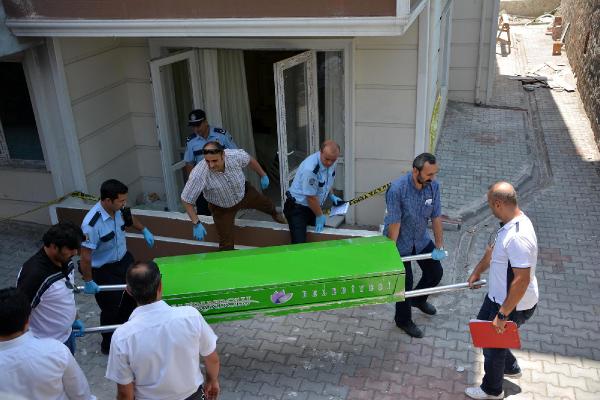 İnşaat teknikeri intihar etti