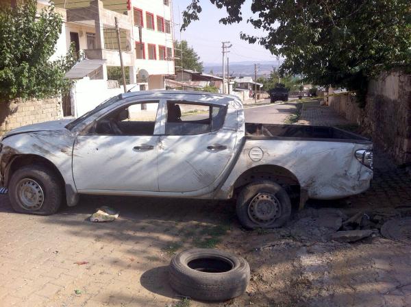 Lice'de Emniyet Müdürlüğü'ne PKK'dan silahlı saldırı (2)