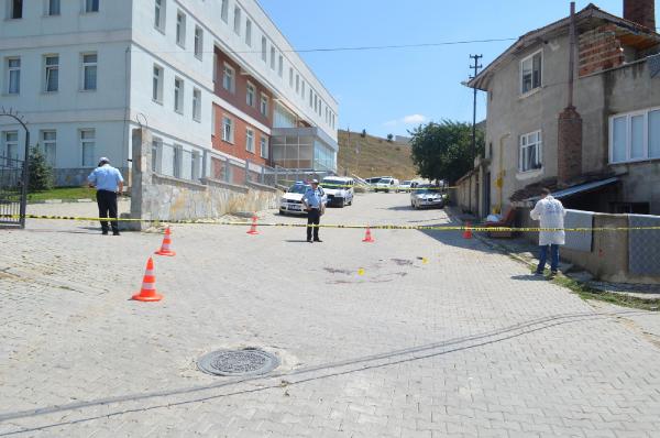 Kuran kursu öğrencileri servis otobüsünün altında kaldı: 1 ölü, 1 yaralı
