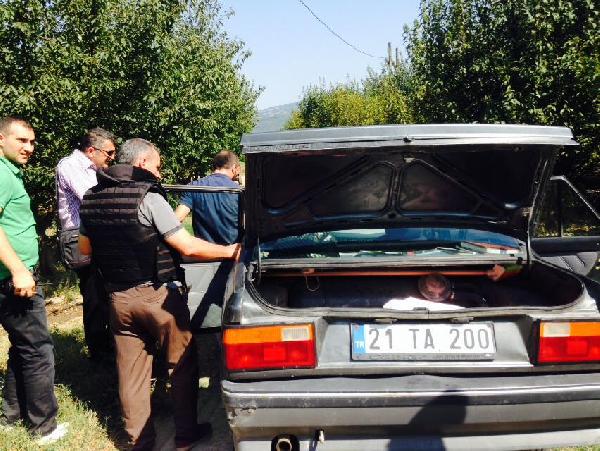 Bomba şüphesiyle arandı
