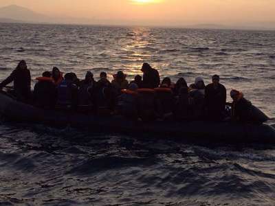 Kaçakları ölümden Sahil Güvenlik kurtardı