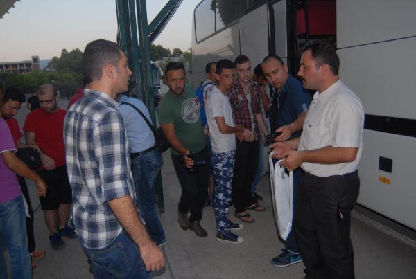 İzmir'de, Suriyeli mülteci akınına karşı önlemler alınıyor (2)