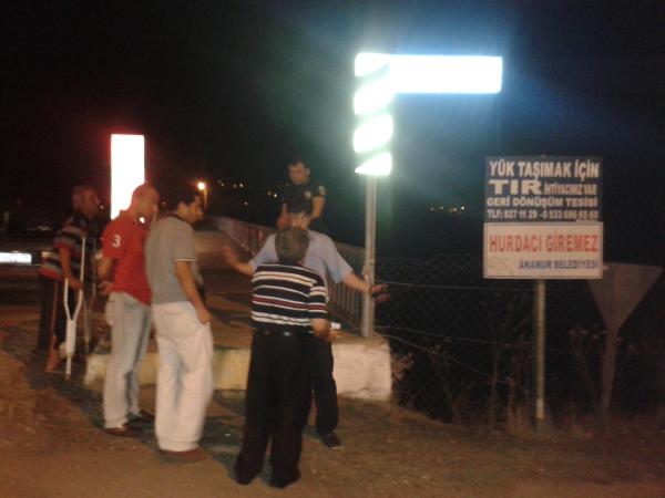 Anamur'da polis noktasına pompalı tüfekle saldırı: 1 yaralı
