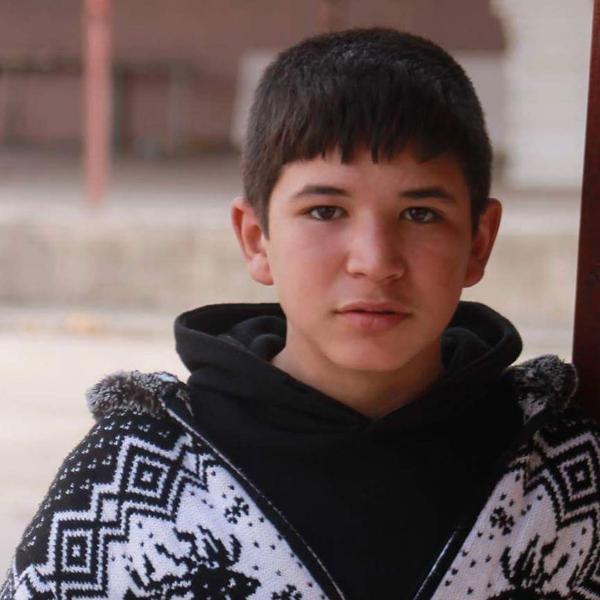 Serinlemek için sulama bendine giren çocuk boğuldu