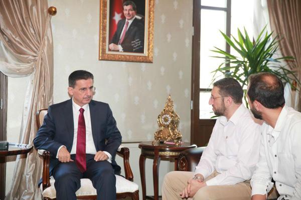 Hatay Valisi, Suriyelileri dinledi