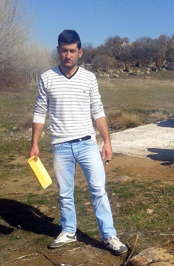 Eşi evi terk eden inşaat işçisi av tüfeği ile intihar etti