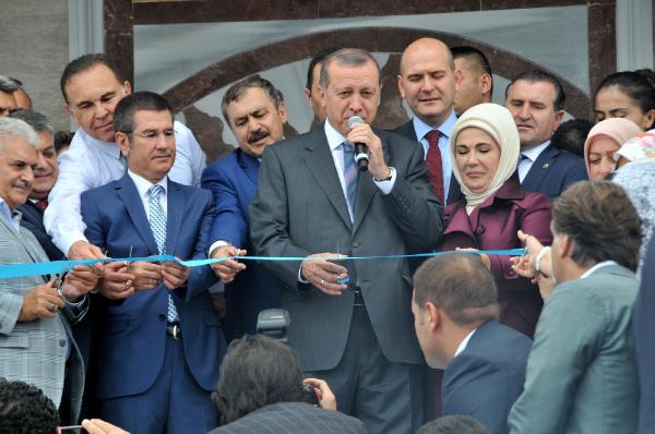 Cumhurbaşkanı Erdoğan Kıbledağı camisinin açılışını yaptı