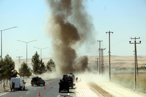 Batman'da bomba yüklü otomobili, polis havaya uçurdu
