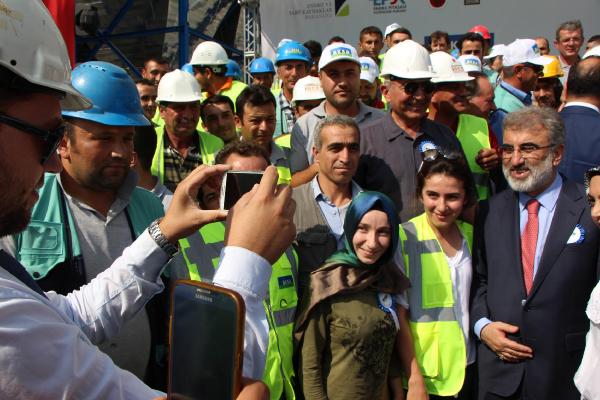 Taner Yıldız: Bizler bu ülke için şehit olmaya hazırız