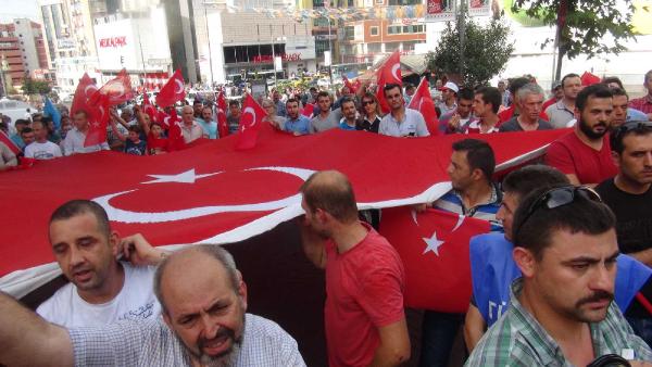 Hepimiz Mehmediz Güçbirliği Platformu, şehitler için yürüdü
