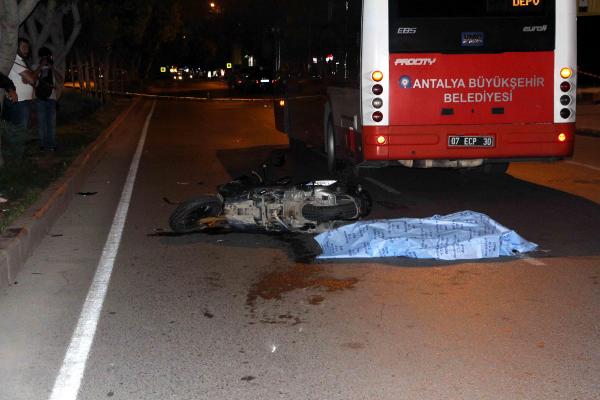 Ölümlü kazada 3 sürücüye dava