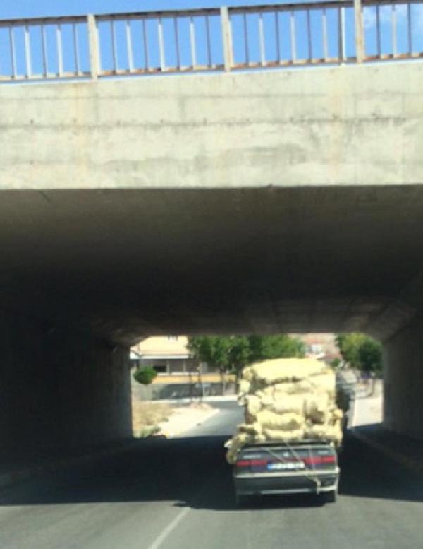 Trafikte akıl almaz görüntü