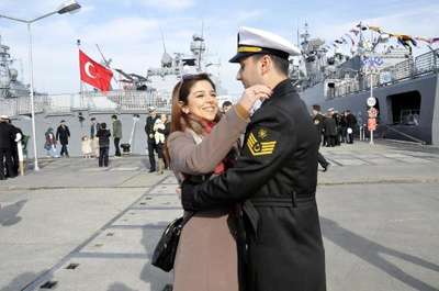 Milli gemi TCG Büyükada, 3 aylık seyir görevine uğurlandı