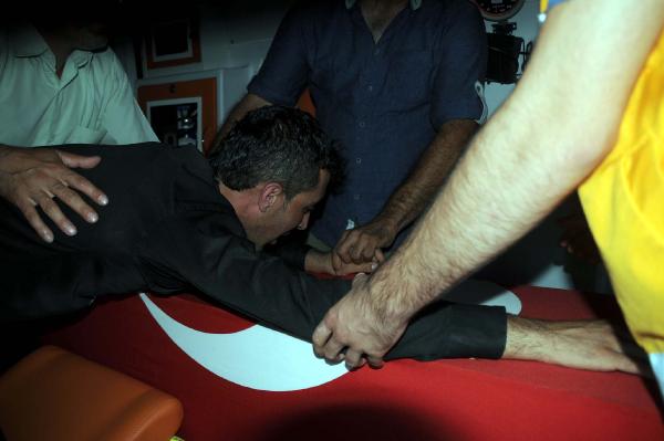 Şehit Uzman Çavuş Gencer'in cenazesi Merzifon Havaalanı'nda karşılandı (2)
