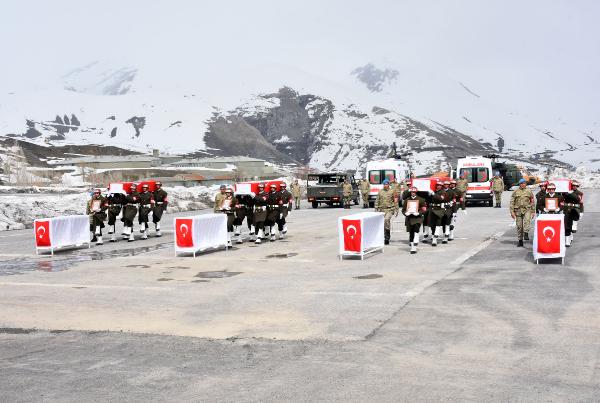 Hakkari'den acı haber: 4 şehit, 6 yaralı