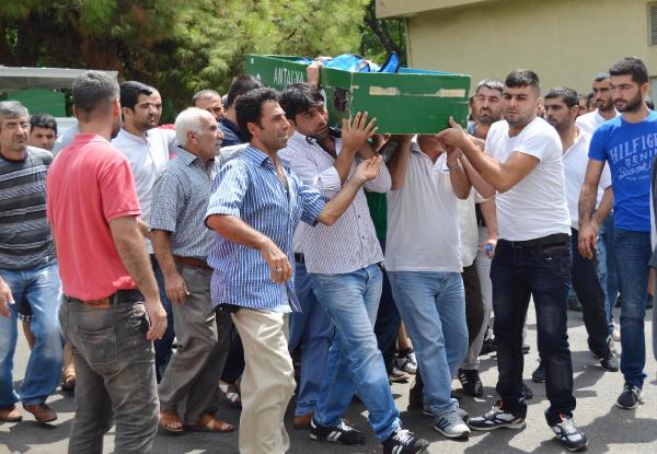 Antalya'da tombala kavgası: 2 ölü, 2 yaralı (2)
