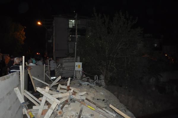 Elektrik akımına kapılarak öldü