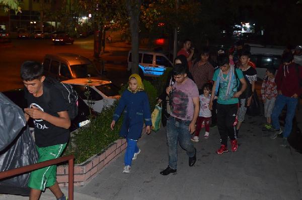 Sahte plakalı midibüste 35 kaçak