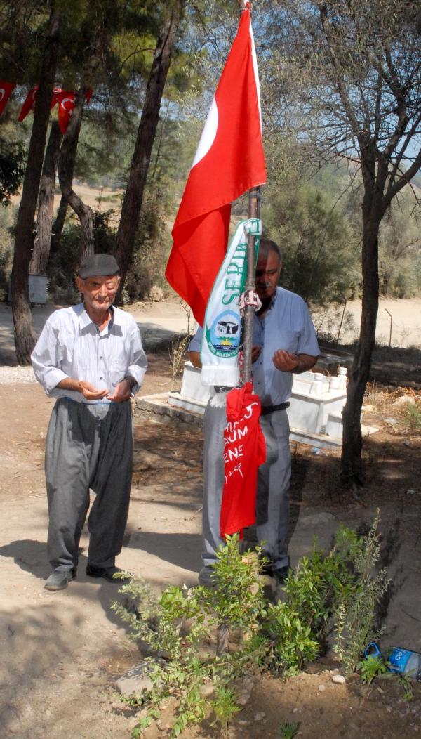 Yardım paralarını evlatlık torunlarının eğitimine harcayacak