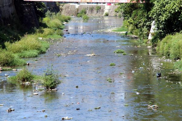 Zonguldak'ta, Üzülmez Deresi'ndeki kirliliğe tepki