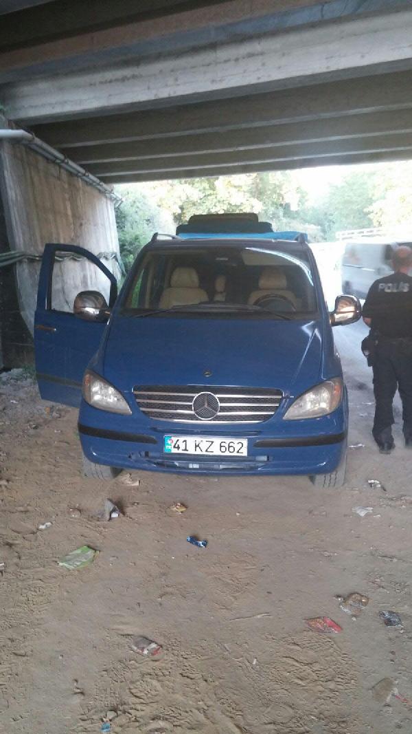 Şüphe üzerine durdurulan araçtan 21 paket uyuşturucu çıktı