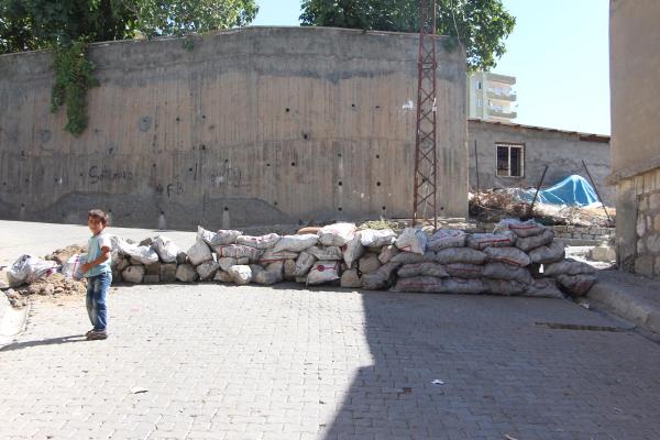 Şırnak'ta PKK polisle çatıştı: 2 kadın yaralı