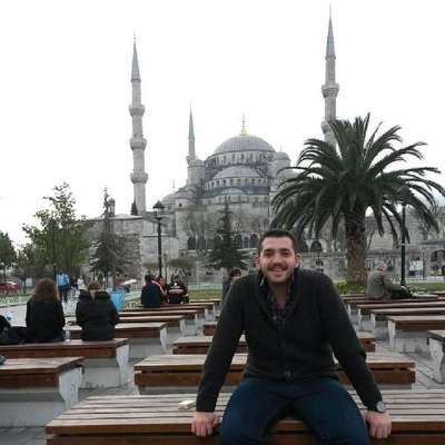 Ülkücüleri taşıyan midibüs kaza yaptı: 7 yaralı (2)