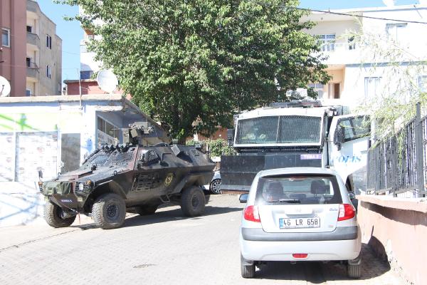 Şırnak'ta PKK polisle çatıştı: 2 kadın yaralı (2)