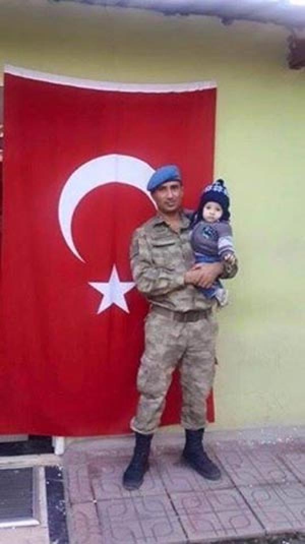 Şehit Uzman Çavuş Tufan'ın baba evinde yas