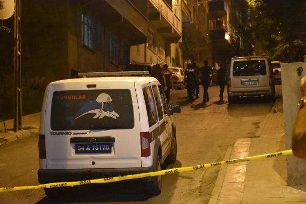 Esenler'de polise ateş açan grup ile çatışma: 1 ölü