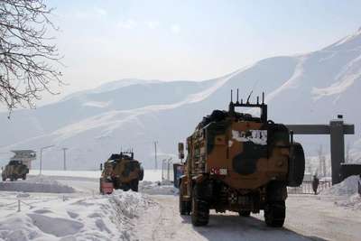 Hakkari Dağ ve Komando Tugay Komutanlığı'ndan arazi tatbikatı