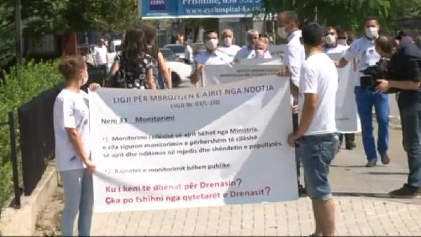 Kosova’da hava kirliliğine karşı protesto
