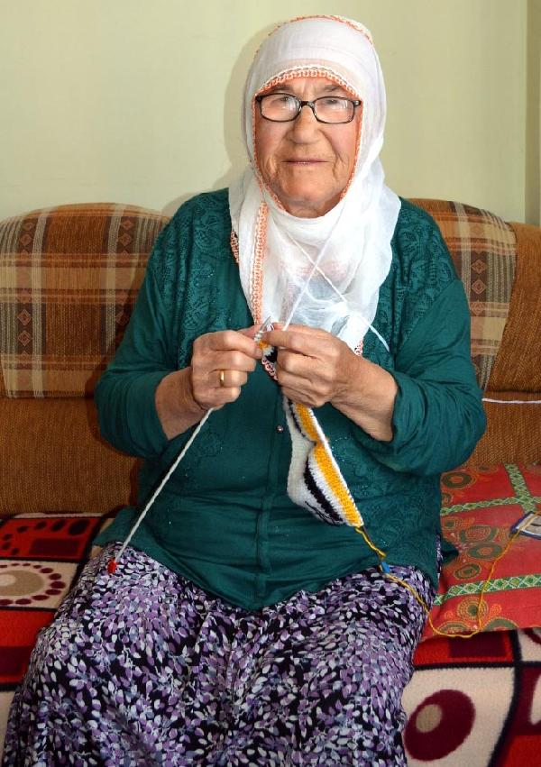 76 yıldır kimliksiz yaşıyor
