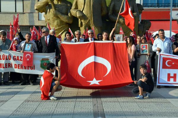 Turgutlu'da teröre sessizlik eylemi