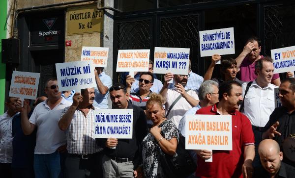 Düğün salonu işletmecilerinden telif hakkı protestosu