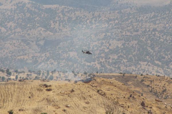 Şırnak'ta PKK'lılar polis noktasına roketatarla saldırdı