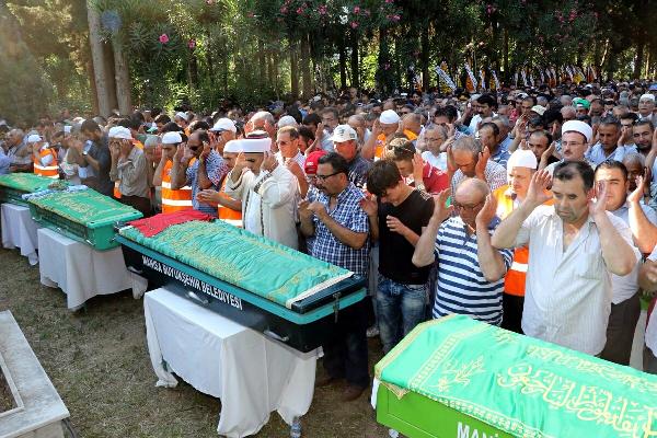 Manisa Belediyesi'nden kazazedelere destek