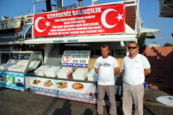 Şehit ailelerine balıklarını ücretsiz yaptı