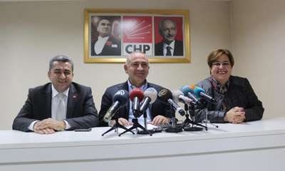 CHP'li Tekin, Davutoğlu'na: Senin laleci vekilden haberin yok mu