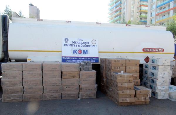 Diyarbakır'da 3 araçta 188 bin paket kaçak sigara