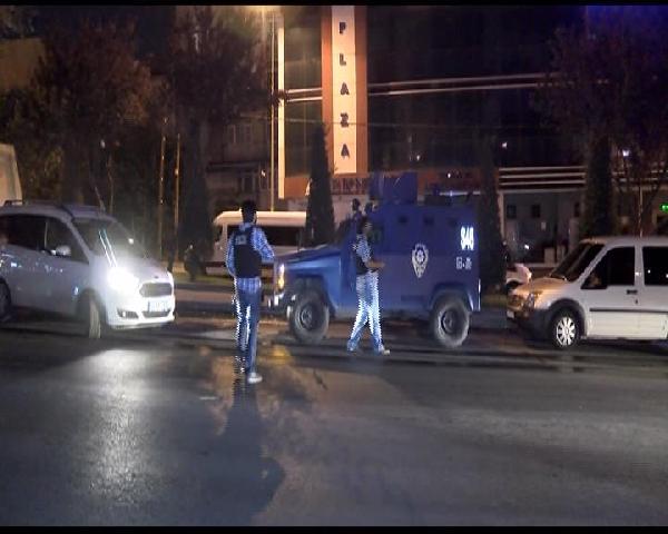 Mahmutbey gişelerinde silah sesleri - 1