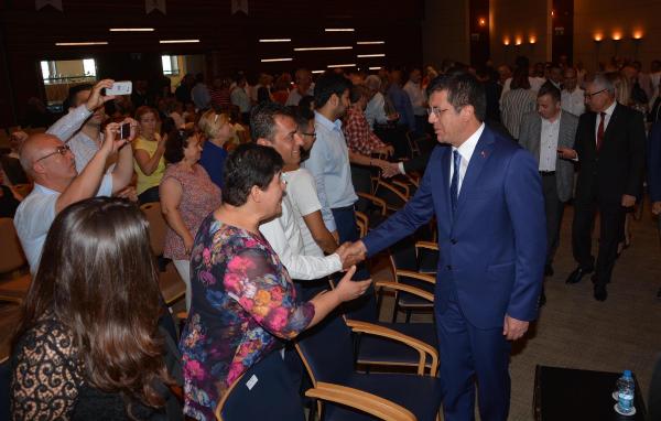 Zeybekci'den buddua, 'Krizlerde kalasın'