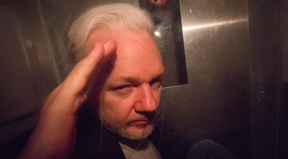 Assange hakkındaki tecavüz soruşturması son verildi