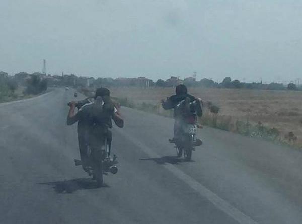 Motosiklette ölüm akrobasisi